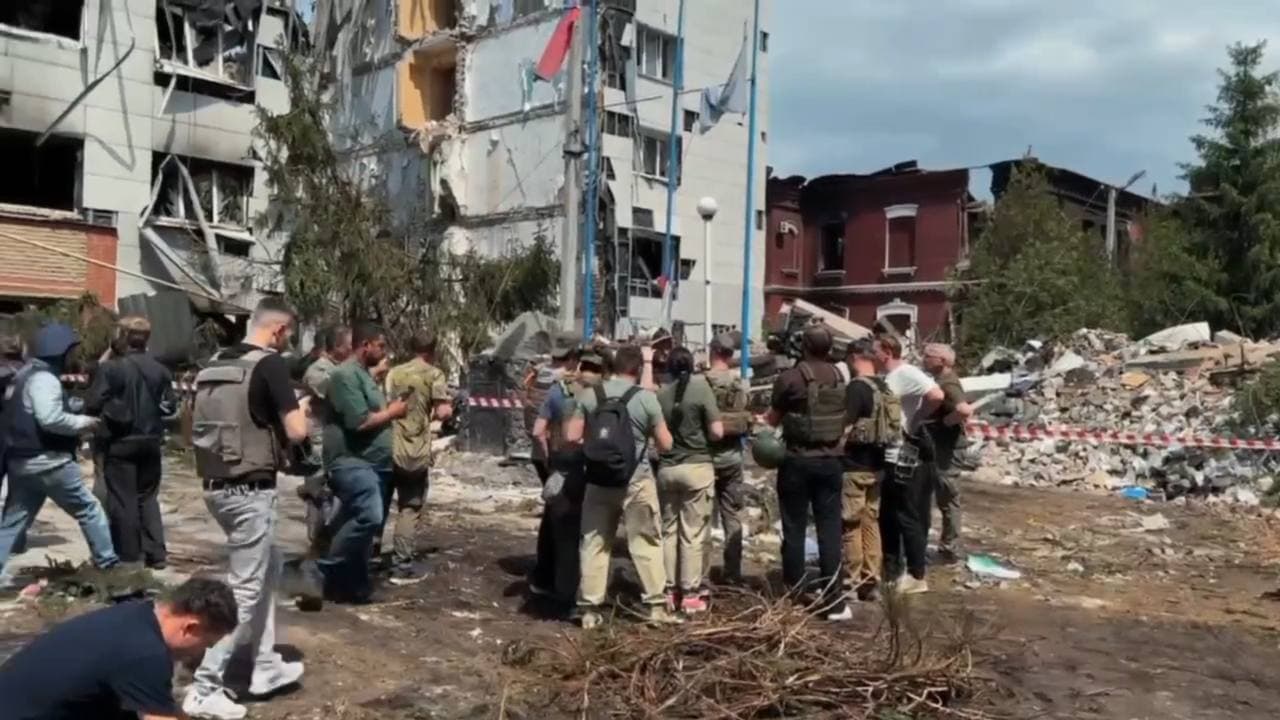 Spaljene knjige, opustošeni hodnici i uništeni snovi ljudska su tragedija